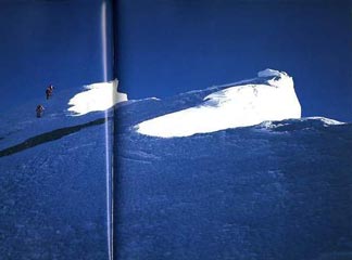 Everest Book - Himalayan Quest: Ed Viesturs on the 8,000-Meter Giants - Everest Summit Plateau in early morning